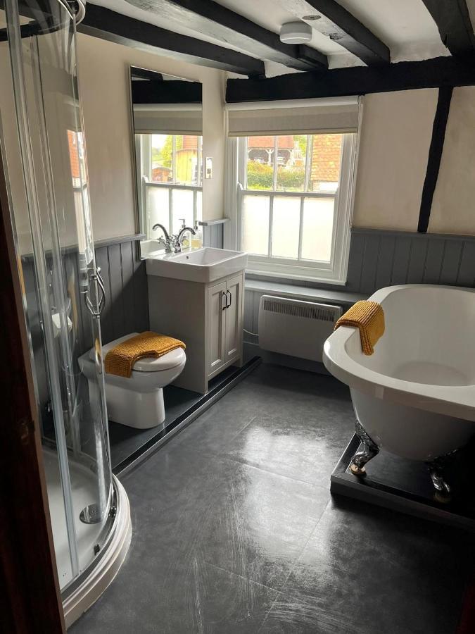 Hotel The White Hart à Newenden Extérieur photo